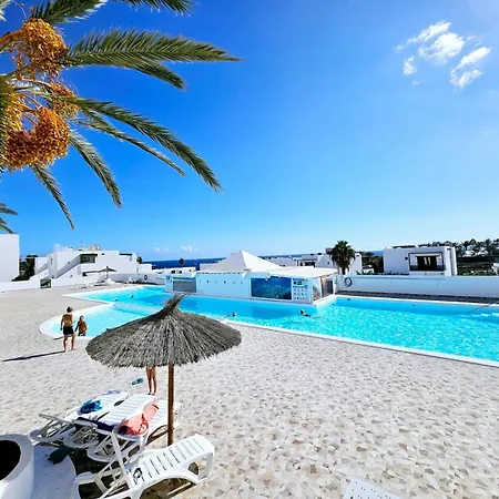 Azul Tuscan Playa Y Piscina * Costa Teguise